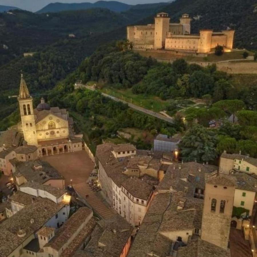 Appartamento Central Palace Spoleto Exterior foto